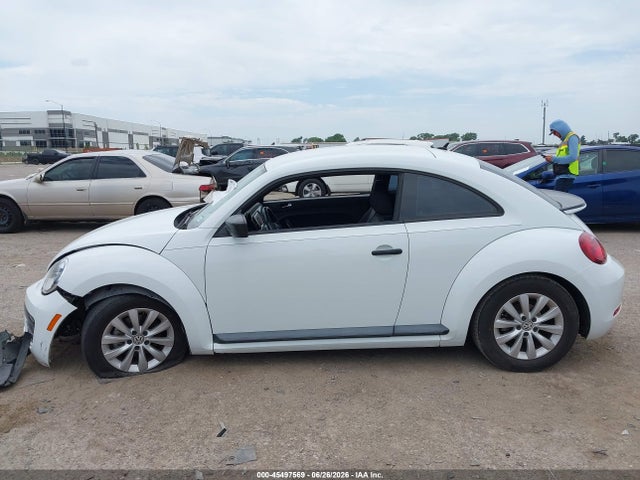 45497569 :رقم المزاد ، 3VWFD7AT1JM714862 vin ، 2018 Volkswagen Beetle 2.0t Coast/2.0t S مزاد بيع