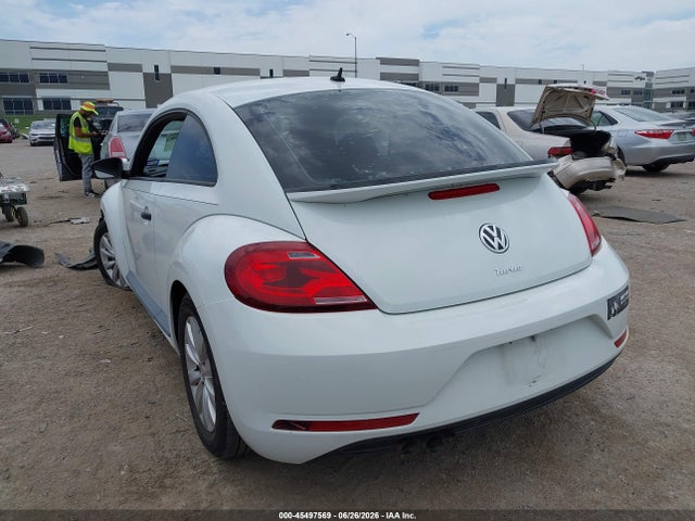 45497569 :رقم المزاد ، 3VWFD7AT1JM714862 vin ، 2018 Volkswagen Beetle 2.0t Coast/2.0t S مزاد بيع