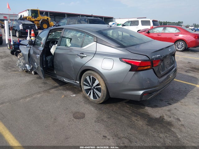 45497605 :رقم المزاد ، 1N4BL4DV0MN358727 vin ، 2021 Nissan Altima Sv Fwd مزاد بيع