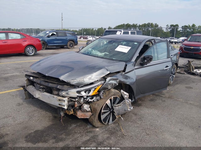 45497605 :رقم المزاد ، 1N4BL4DV0MN358727 vin ، 2021 Nissan Altima Sv Fwd مزاد بيع
