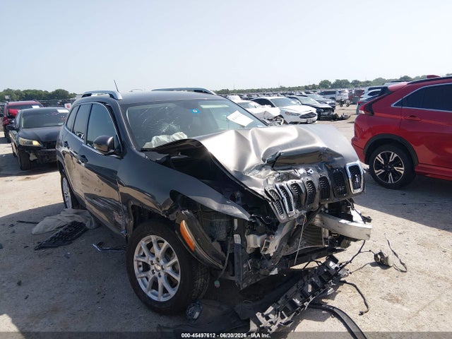 45497612 :رقم المزاد ، 1C4PJLCB6EW305470 vin ، 2014 Jeep Cherokee Latitude مزاد بيع