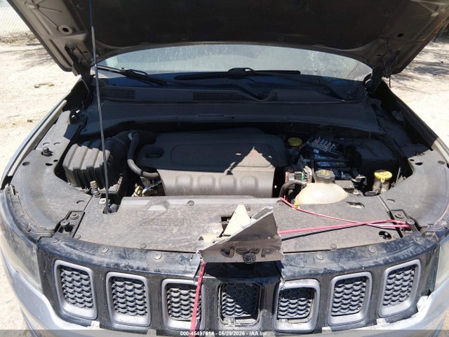3C4NJDDB1JT441615 Jeep Compass Trailhawk 4x4