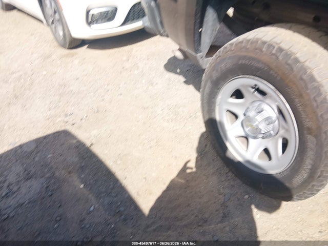 Chevrolet Silverado 1500 Wt 2018 3GCUKNEH7JG184910 Image 15