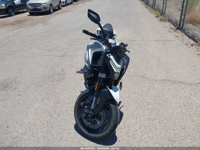 Cf Moto 450nk 2024 LCEPESLB1R6000690 Image 5