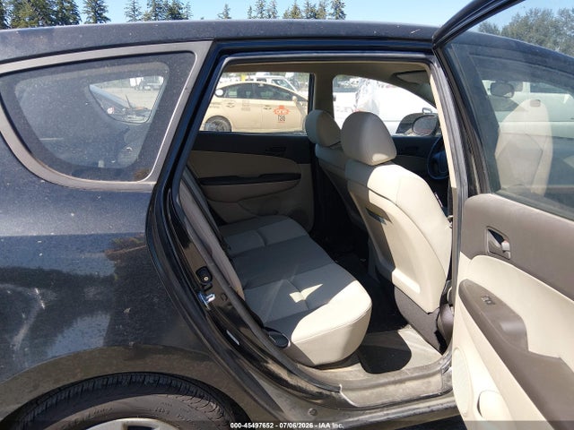 45497652 :رقم المزاد ، KMHDB8AE2AU052823 vin ، 2010 Hyundai Elantra Touring Gls مزاد بيع