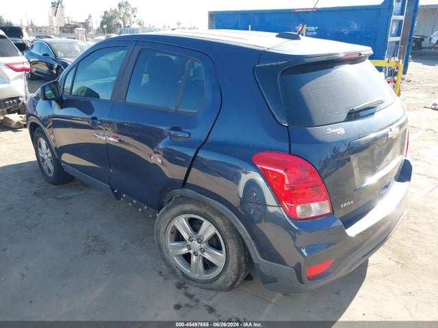 Chevrolet TRAX LS 2019 3GNCJKSB8KL208953 Image 3