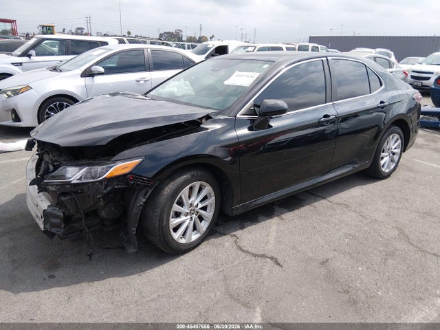 Toyota CAMRY LE 2023 4T1C11AK2PU808767 Image 2
