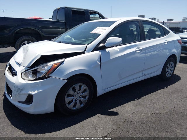 Hyundai ACCENT SE 2017 KMHCT4AE2HU314691 Image 2