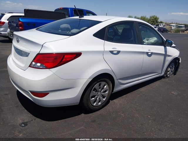 Hyundai ACCENT SE 2017 KMHCT4AE2HU314691 Image 4