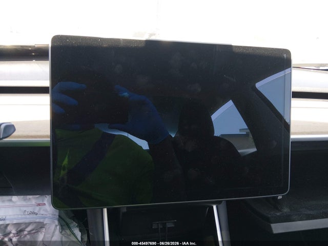 Tesla Model 3 Long Range/mid Range 2018 5YJ3E1EA6JF078386 Image 15
