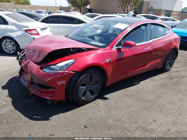 Tesla Model 3 Long Range/mid Range 2018 5YJ3E1EA6JF078386 Image 2