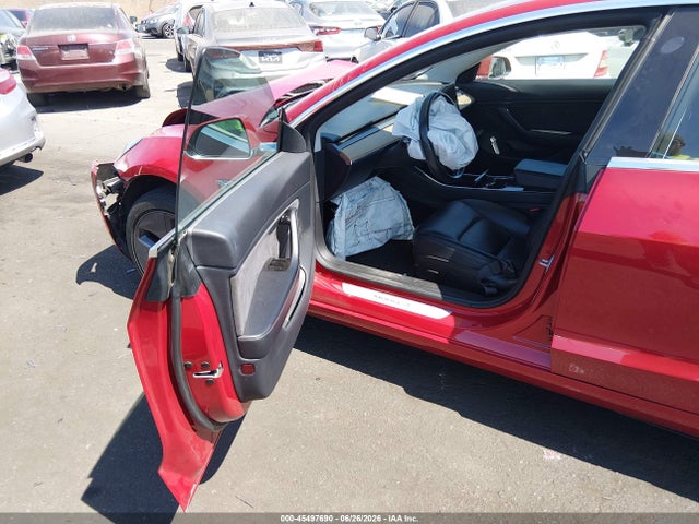 Tesla Model 3 Long Range/mid Range 2018 5YJ3E1EA6JF078386 Image 5