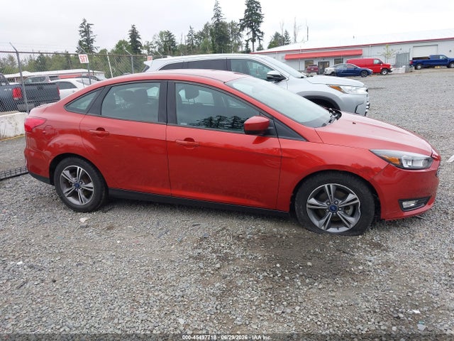 Ford FOCUS SE 2018 1FADP3FE7JL244977 Image 14