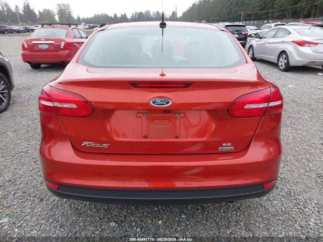 Ford FOCUS SE 2018 1FADP3FE7JL244977 Image 17