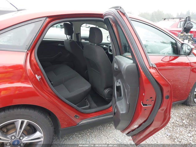 Ford FOCUS SE 2018 1FADP3FE7JL244977 Image 8