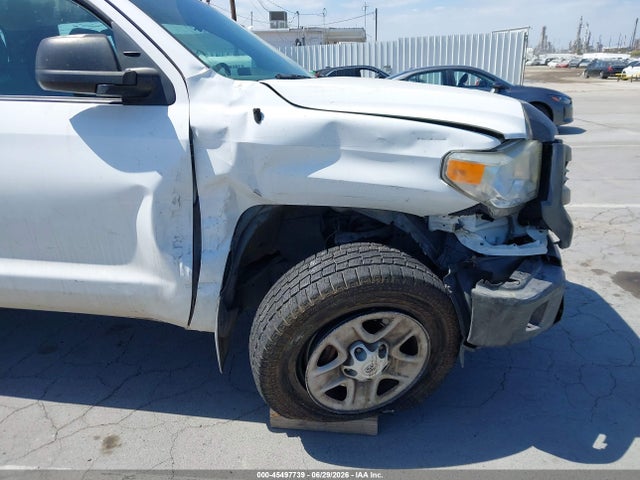 5TFRM5F12GX098104 Toyota Tundra Sr 4.6l V8