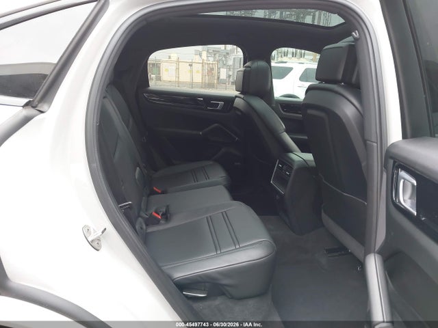 Porsche Cayenne Coupe 2021 WP1BA2AY6MDA43356 Image 8