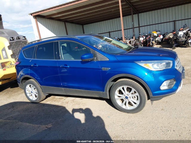 1FMCU9GD4JUD08602 Ford ESCAPE SE