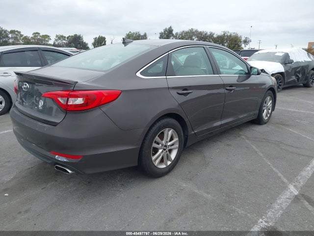 Hyundai SONATA SE 2016 5NPE24AF3GH375971 Image 4