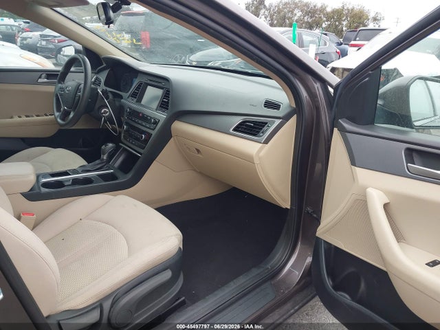 Hyundai SONATA SE 2016 5NPE24AF3GH375971 Image 5