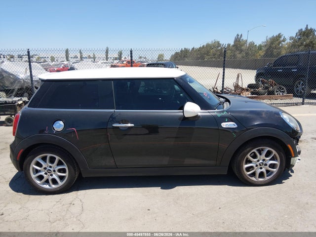 Mini Hardtop Cooper S 2015 WMWXP7C53F2A37177 Image 14