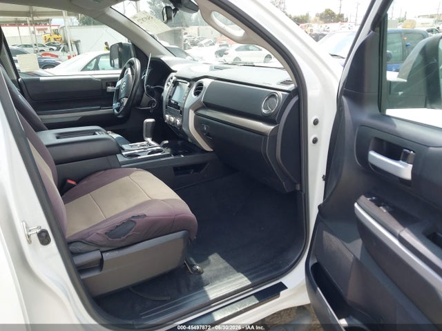 Auction sale of the 2020 Toyota Tundra Sr5, vin: 5TFRY5F13LX267657, lot number: 45497872