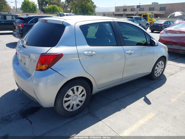 Toyota YARIS L 2017 VNKKTUD30HA078027 Image 4