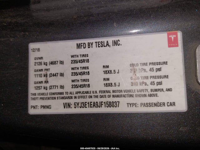 Tesla Model 3 Long Range/mid Range 2018 5YJ3E1EA9JF158037 Image 9