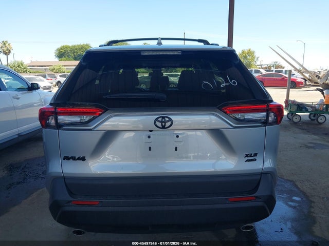 Toyota Rav4 Xle 2019 2T3P1RFV0KW080126 Image 16