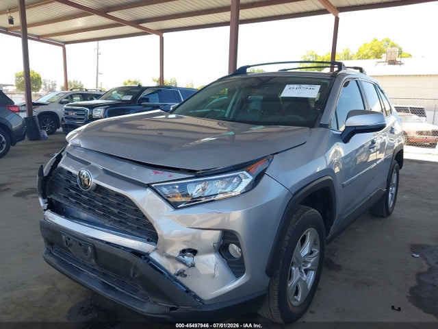 Toyota Rav4 Xle 2019 2T3P1RFV0KW080126 Image 2
