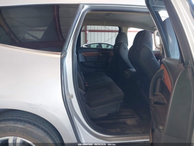 Chevrolet Traverse Lt 2015 1GNKRGKD8FJ296449 Image 8