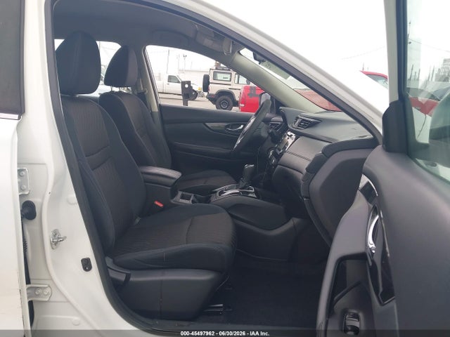 Nissan ROGUE S 2017 5N1AT2MT0HC742478 Image 5