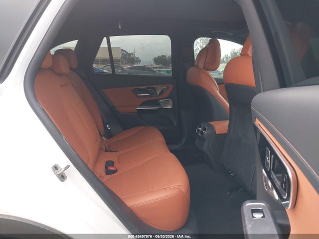 45497976 :رقم المزاد ، W1NKM4HB6RF147453 vin ، 2024 Mercedes-benz Glc 300 4matic Suv مزاد بيع