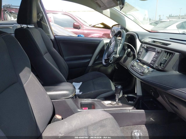 Toyota Rav4 Xle 2018 2T3WFREV1JW461447 Image 5