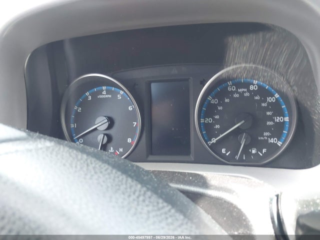 Toyota Rav4 Xle 2018 2T3WFREV1JW461447 Image 7