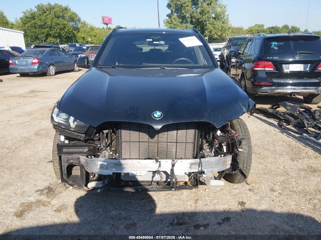 5UX23EU08R9V30330 BMW X5 Xdrive40i