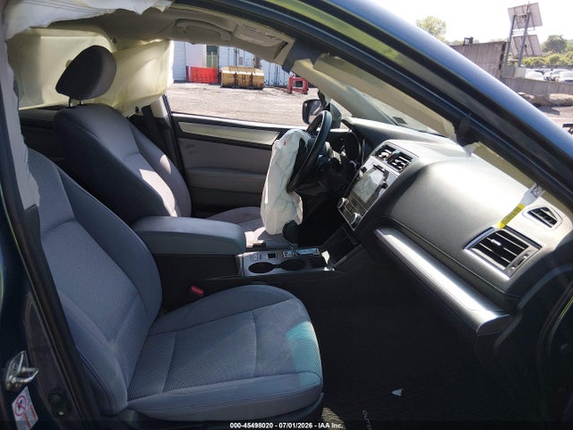 45498020 :رقم المزاد ، 4S4BSADC3J3347377 vin ، 2018 Subaru Outback 2.5i Premium مزاد بيع