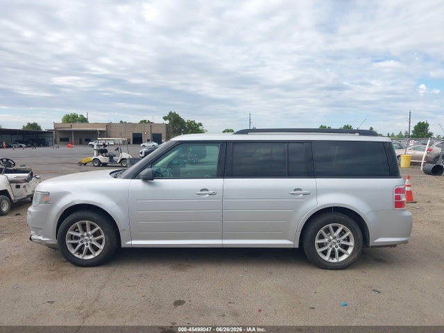 Ford FLEX SE 2018 2FMGK5B88JBA19092 Image 14