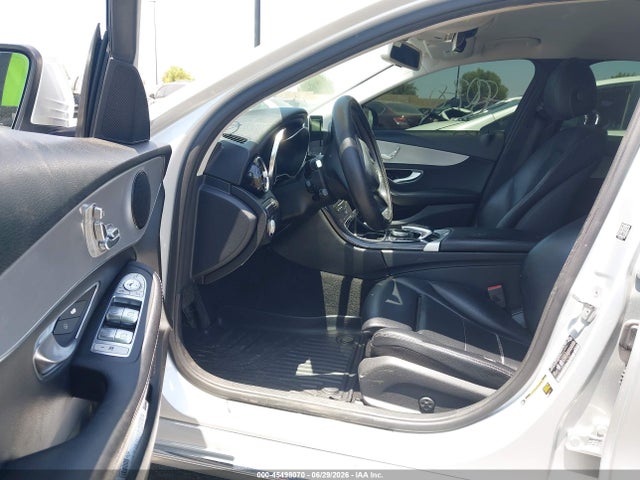 45498070 :رقم المزاد ، 55SWF4HB8GU157307 vin ، 2016 Mercedes-benz C 350e مزاد بيع