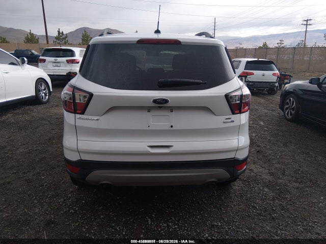 Ford ESCAPE SE 2018 1FMCU9GD0JUD08791 Image 16
