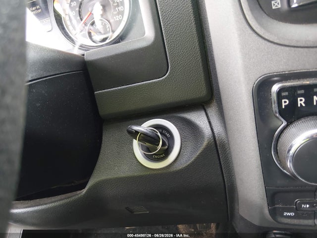 45498126 :رقم المزاد ، 1C6RR7KM0GS206222 vin ، 2016 Ram 1500 Tradesman مزاد بيع