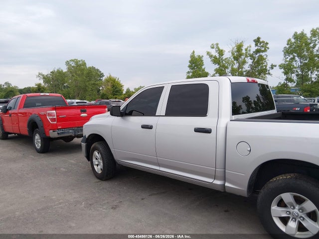 45498126 :رقم المزاد ، 1C6RR7KM0GS206222 vin ، 2016 Ram 1500 Tradesman مزاد بيع