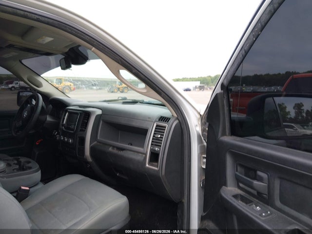 45498126 :رقم المزاد ، 1C6RR7KM0GS206222 vin ، 2016 Ram 1500 Tradesman مزاد بيع