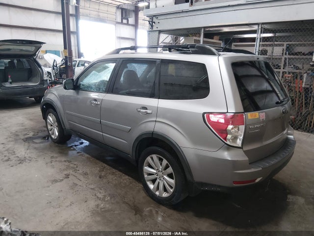 Продаж на аукціоні авто 2011 Subaru Forester 2.5x Premium, vin: JF2SHADC9BH781490, номер лоту: 45498128