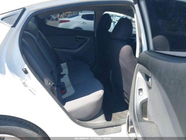 45498152 :رقم المزاد ، 5NPDH4AE0FH574542 vin ، 2015 Hyundai Elantra Se مزاد بيع