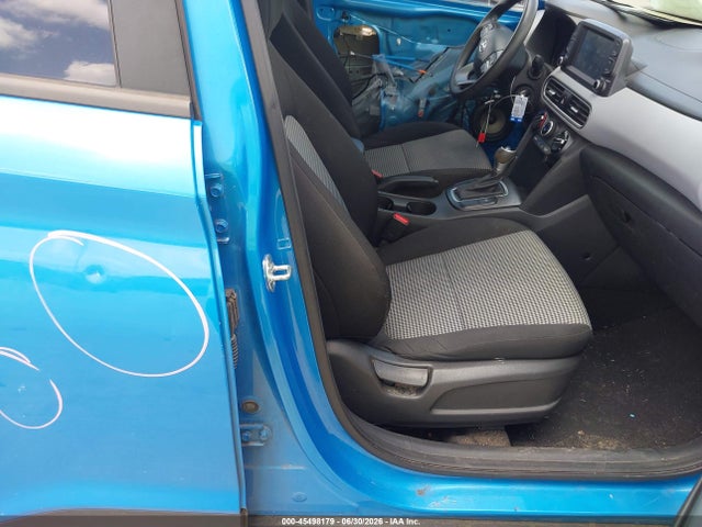 KM8K12AA7KU207632 Hyundai Kona Se