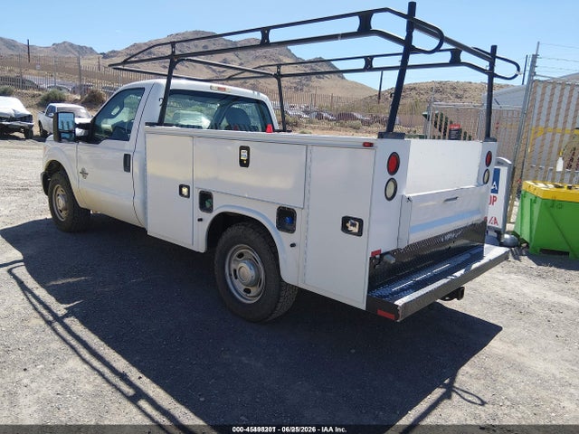1FDBF2ATXFEA04527 Ford F-250 Xl