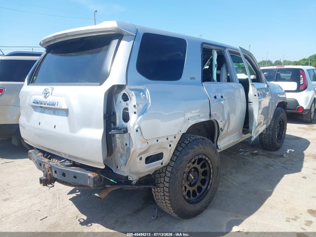 45498212 :رقم المزاد ، JTEMU5JR5M5905256 vin ، 2021 Toyota 4runner Sr5 مزاد بيع