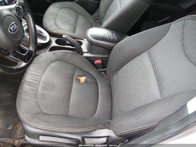 KIA SOUL + 2016 KNDJP3A56G7257855 Image 15