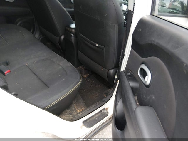 KIA SOUL + 2016 KNDJP3A56G7257855 Image 8